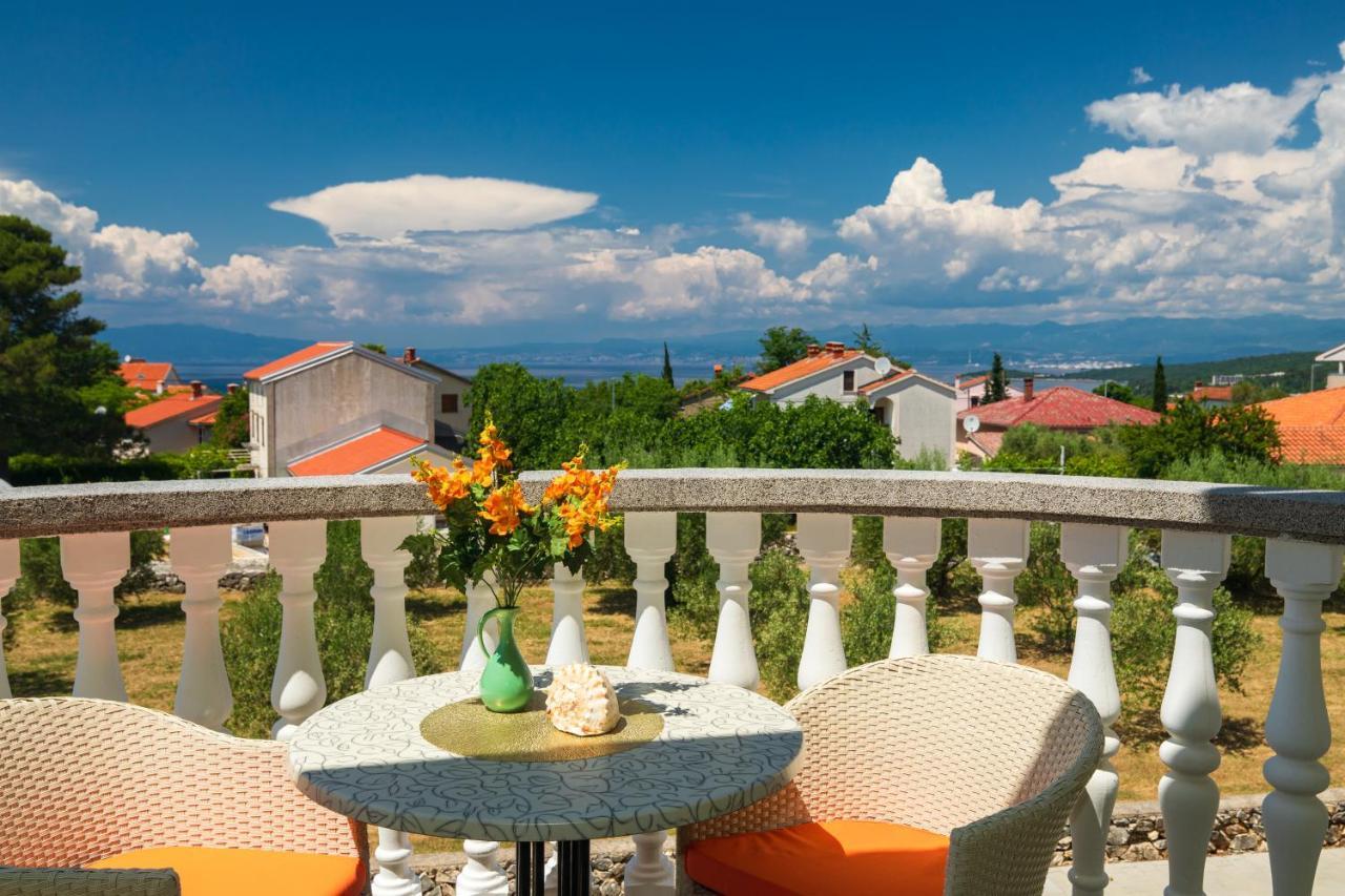 Vila Panorama By El-Pi Tours Малинска Екстериор снимка